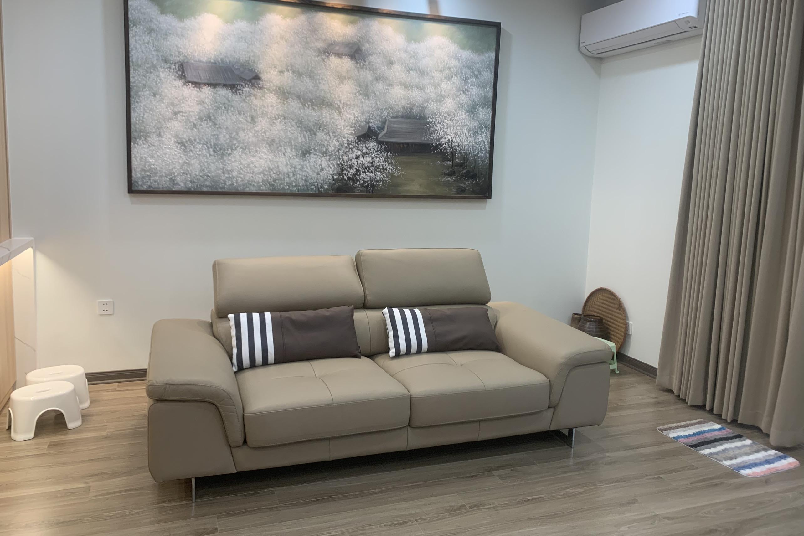 ERADO BÀN GIAO THÀNH CÔNG SOFA DA BÒ THẬT CHO GIA ĐÌNH CHỊ DIỆP Ở HOÀI ĐỨC